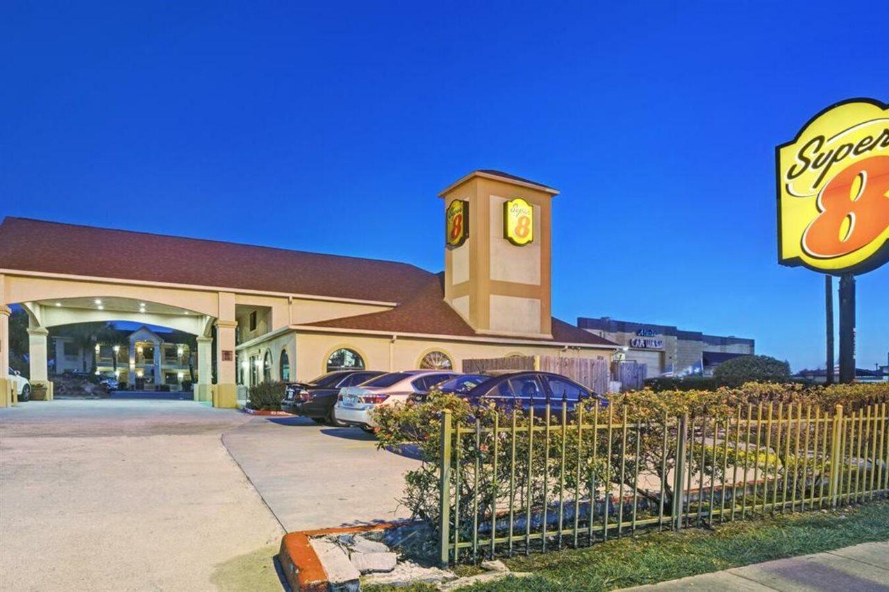 Super 8 By Wyndham Houston Hobby Airport South Hotell Eksteriør bilde