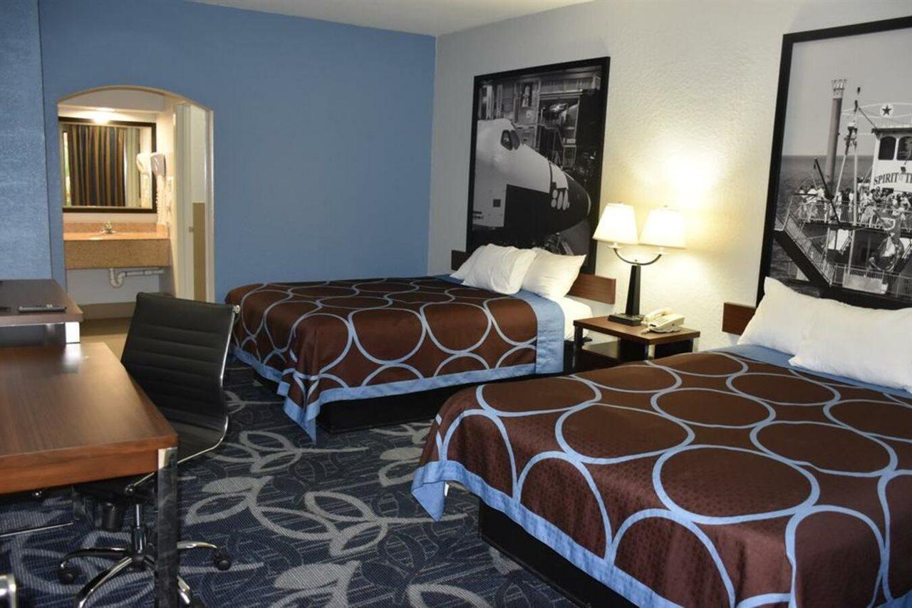 Super 8 By Wyndham Houston Hobby Airport South Hotell Eksteriør bilde