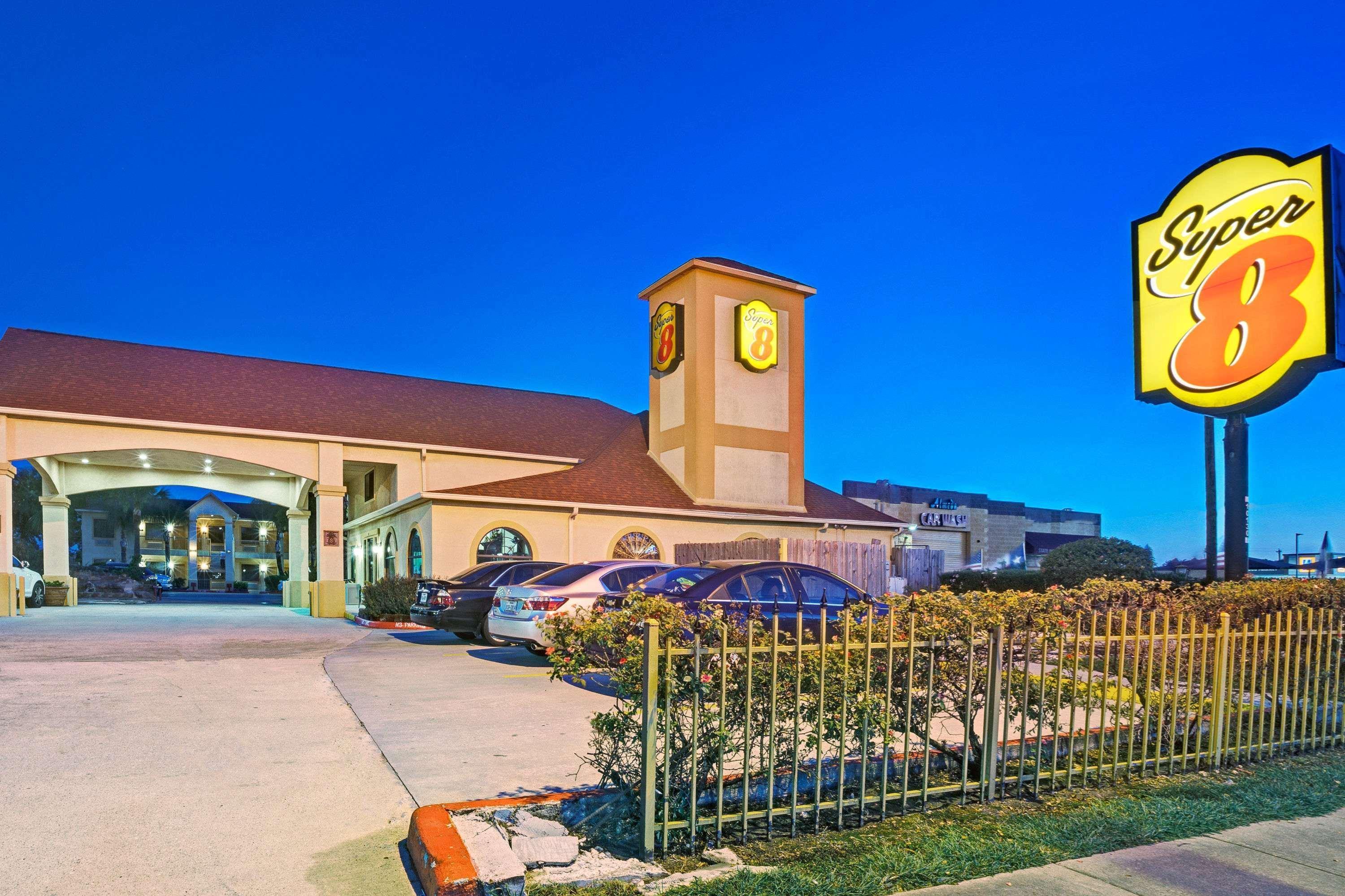 Super 8 By Wyndham Houston Hobby Airport South Hotell Eksteriør bilde